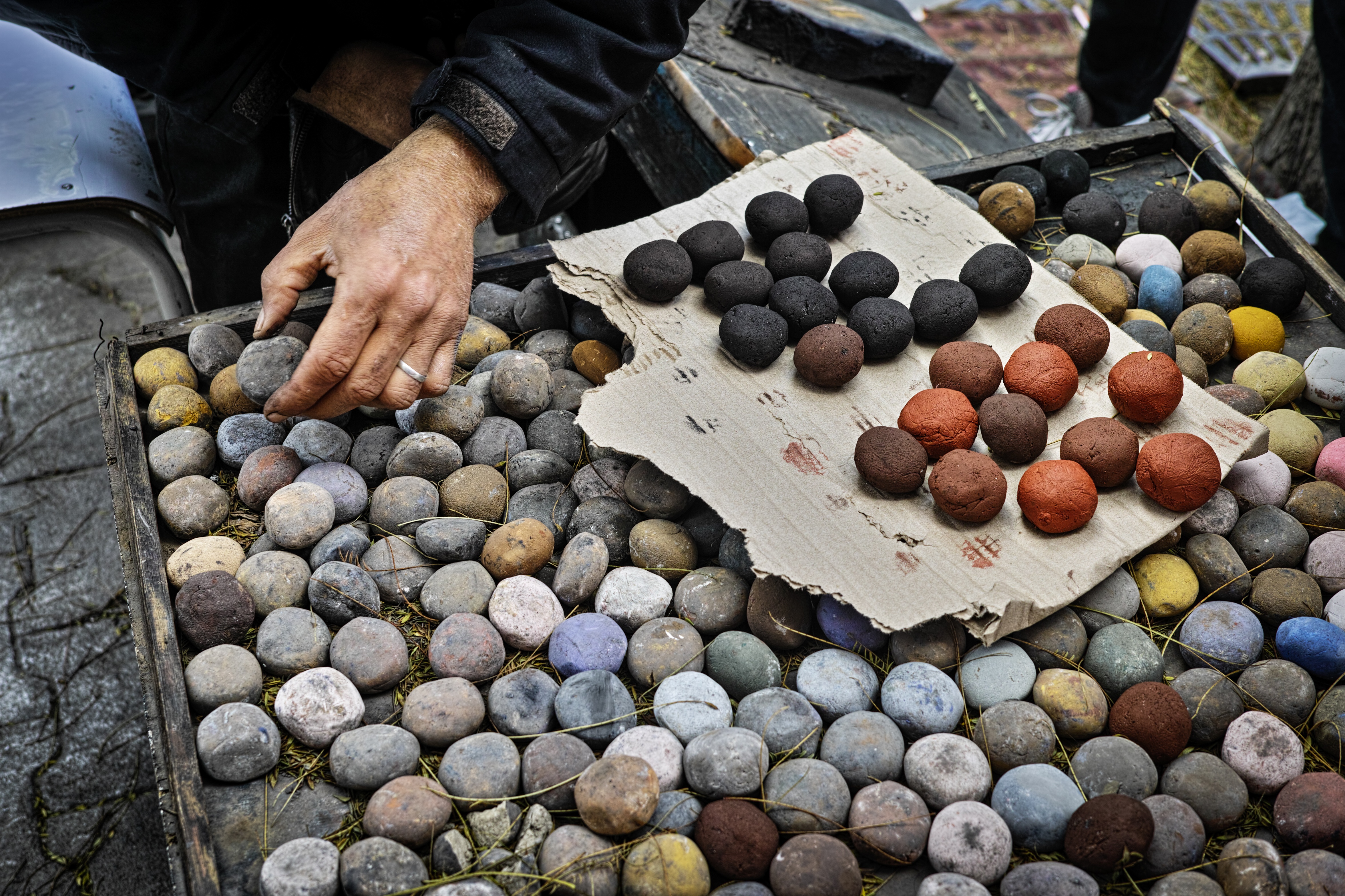 polishing stones, tunis